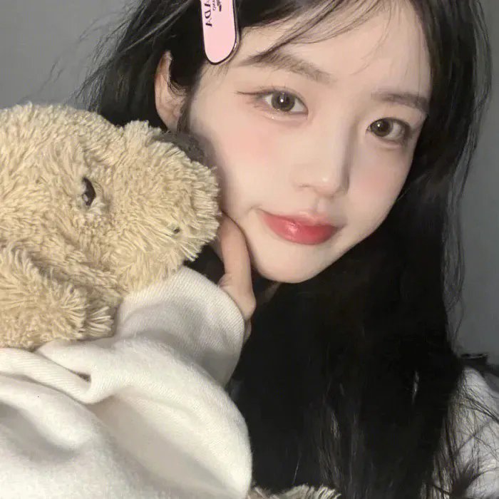 怪诞女孩